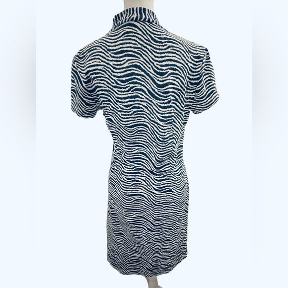 J. Mclaughlin Signature Catalina ClothV Neck Dress, Size Small - Picture 4 of 6